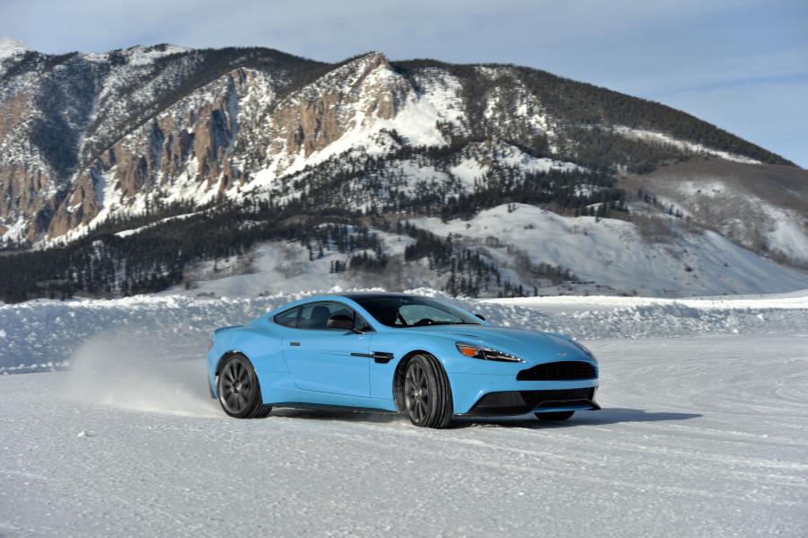  Aston Martin Vanquish 2012 года  (NA) (фото 164 из 182)